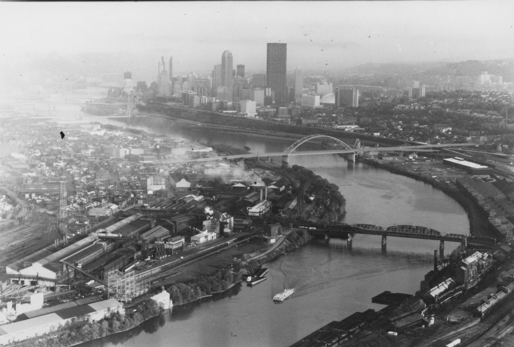 Pittsburgh aerial views and skylines 1980s